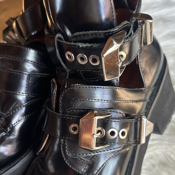 90s style super chunky cut out Jeffrey Campbell black leather buckle loafers 38 - Picture 6 of 6